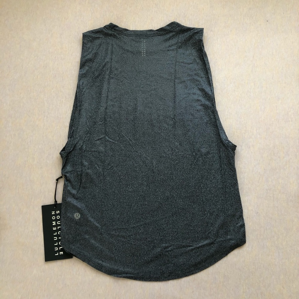 Lululemon ride & reflect muscle tank - Picture 2 of 5